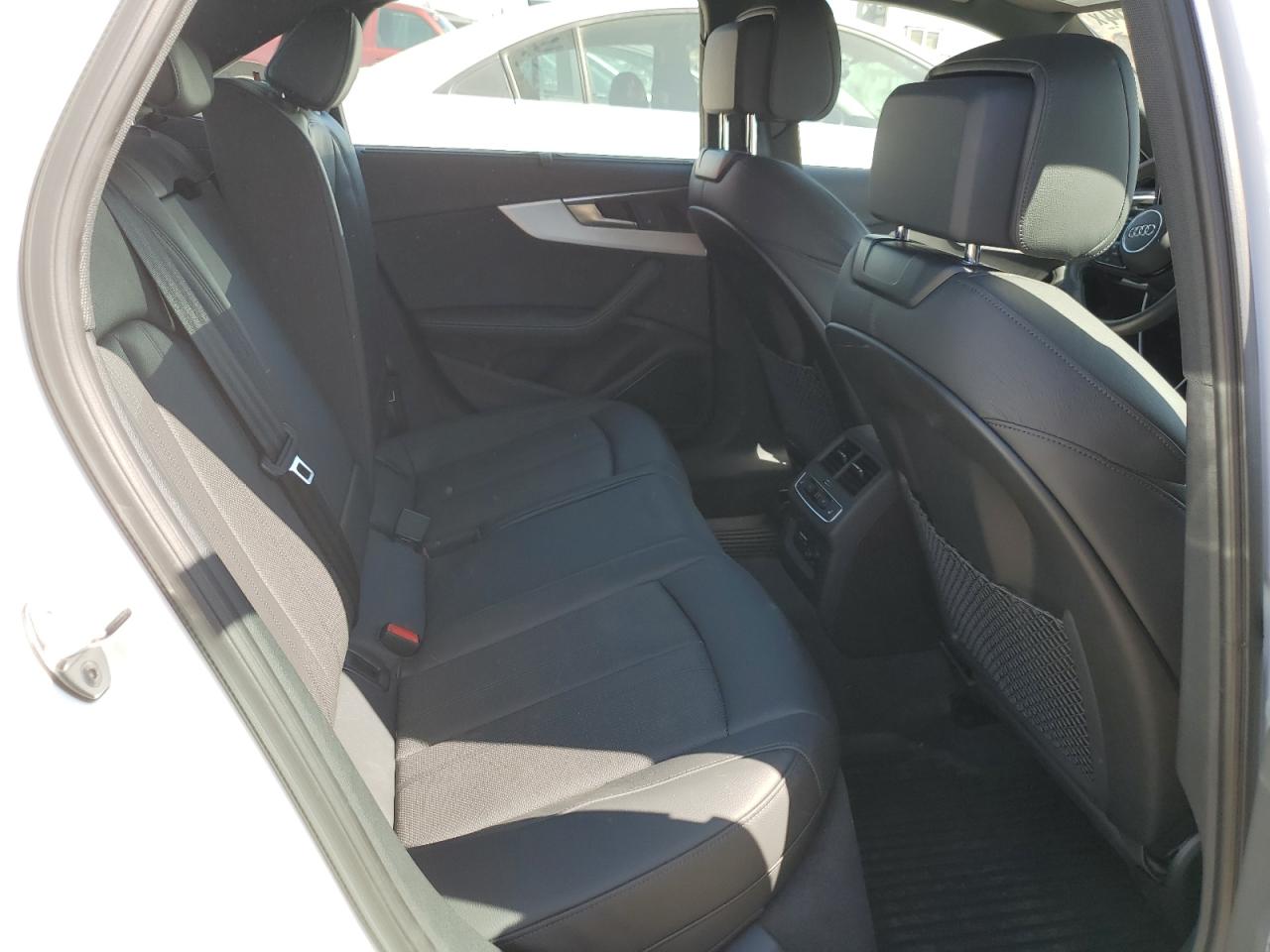 WAUC4AF45KA089396 2019 Audi S4 Prestige