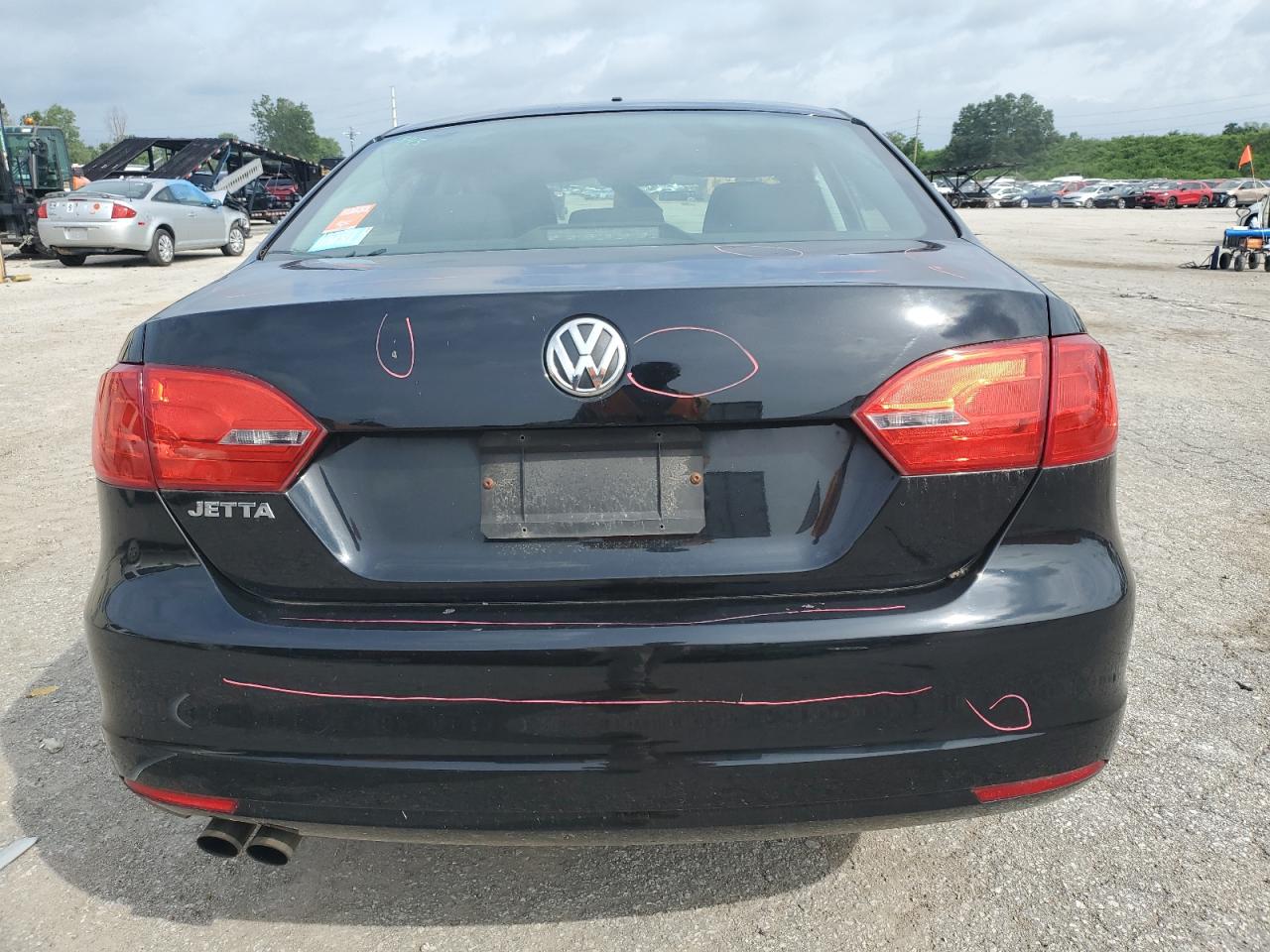 2013 Volkswagen Jetta Base vin: 3VW2K7AJ4DM277320