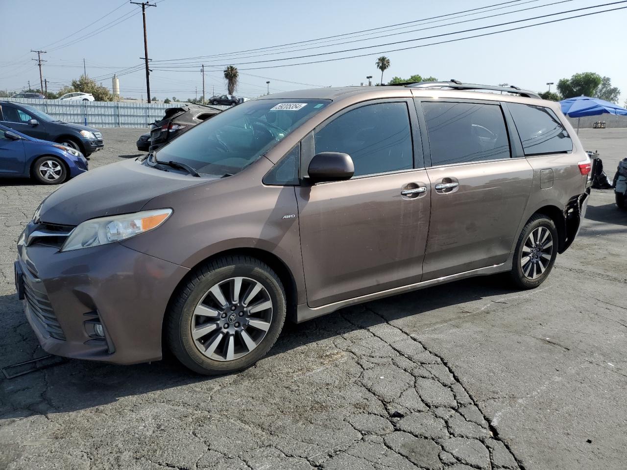 2019 Toyota Sienna Xle vin: 5TDDZ3DC2KS211178