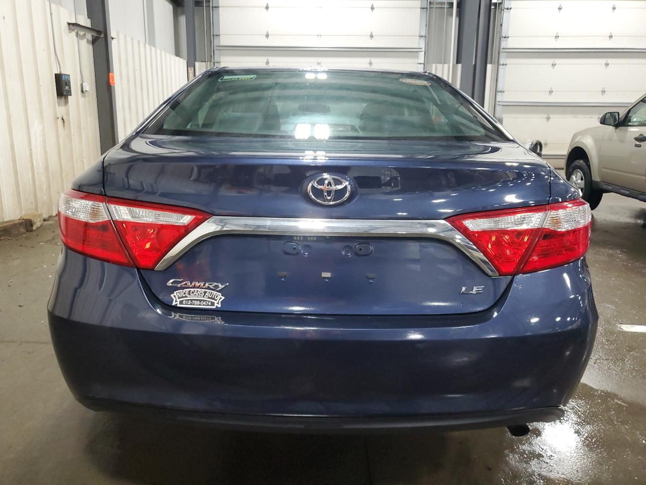 2017 Toyota Camry Le vin: 4T1BF1FKXHU675991