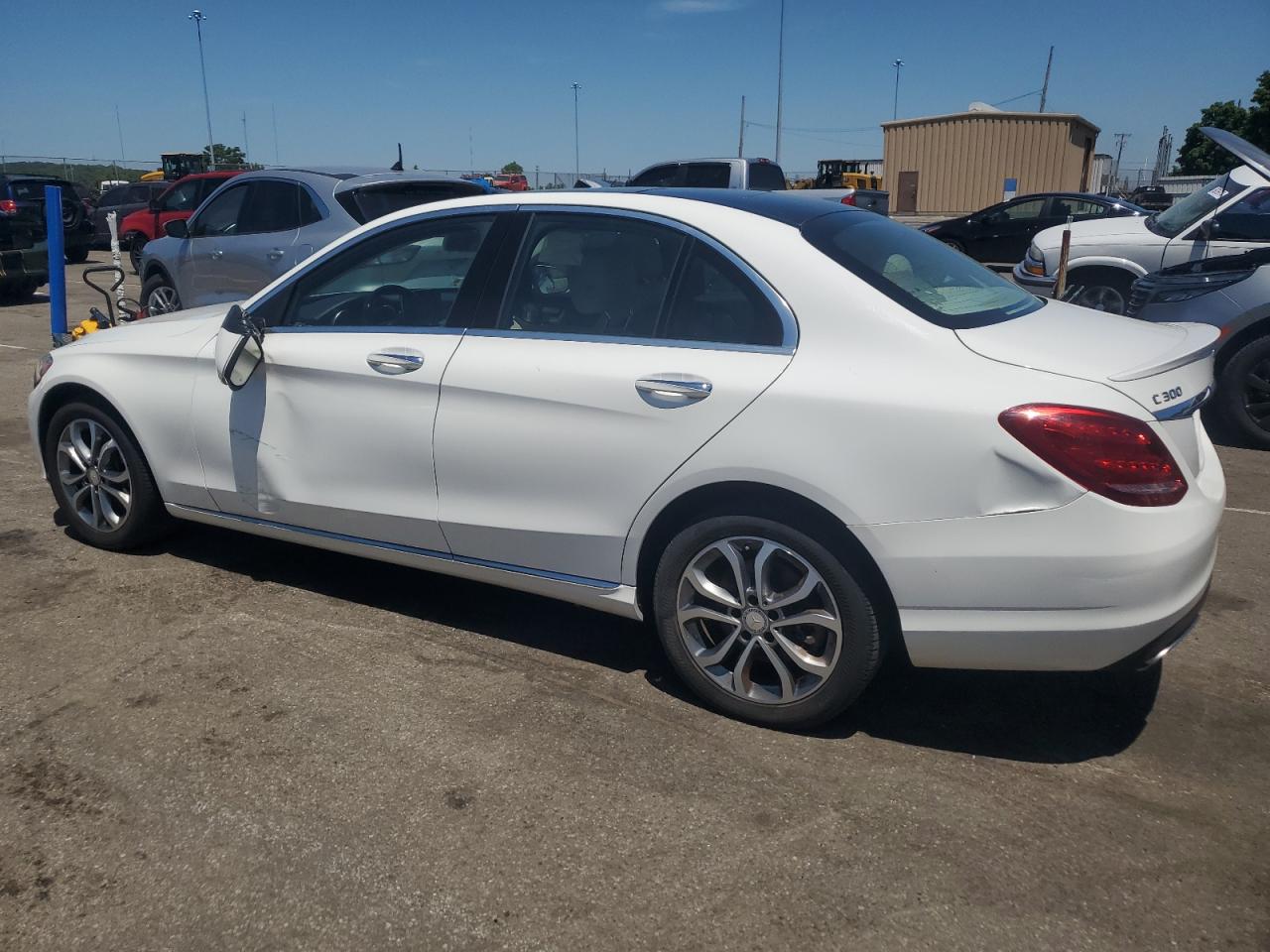 2016 Mercedes-Benz C 300 4Matic vin: WDDWF4KBXGR143287