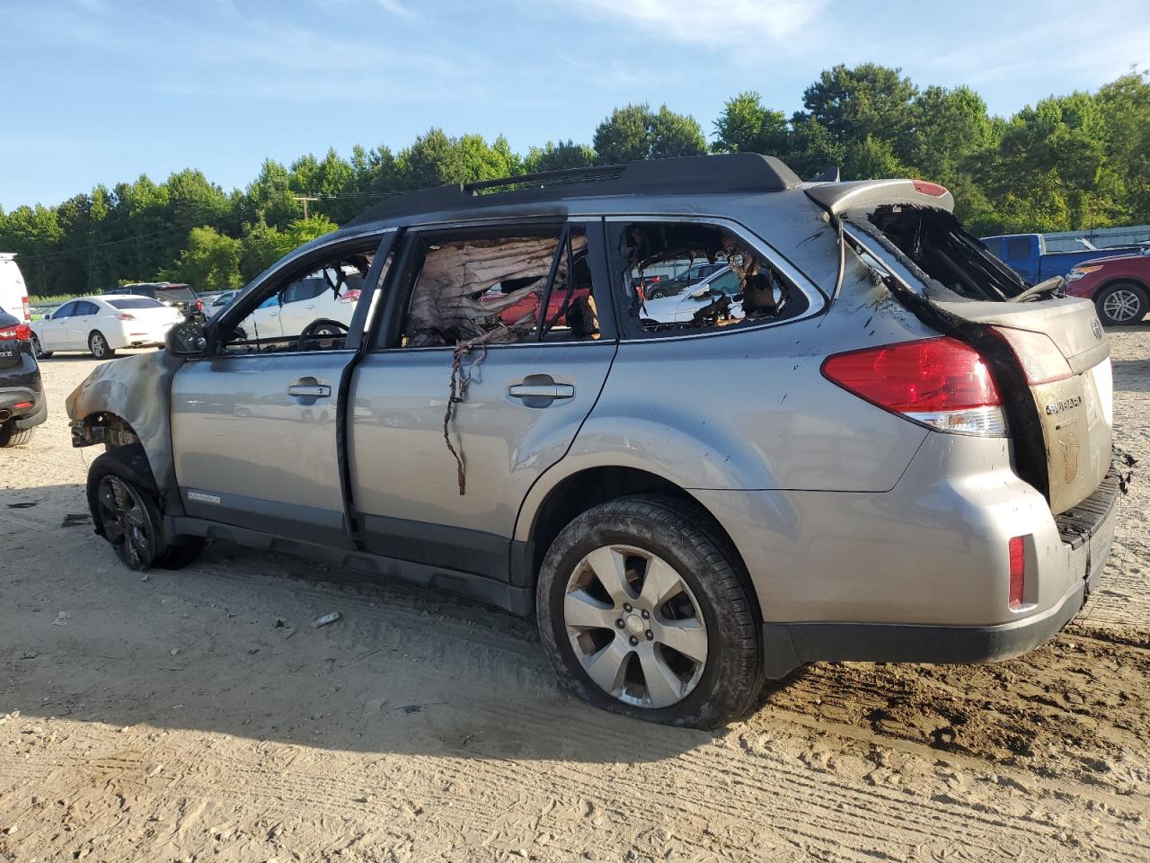 4S4BRBHC3B3427243 2011 Subaru Outback 2.5I Premium