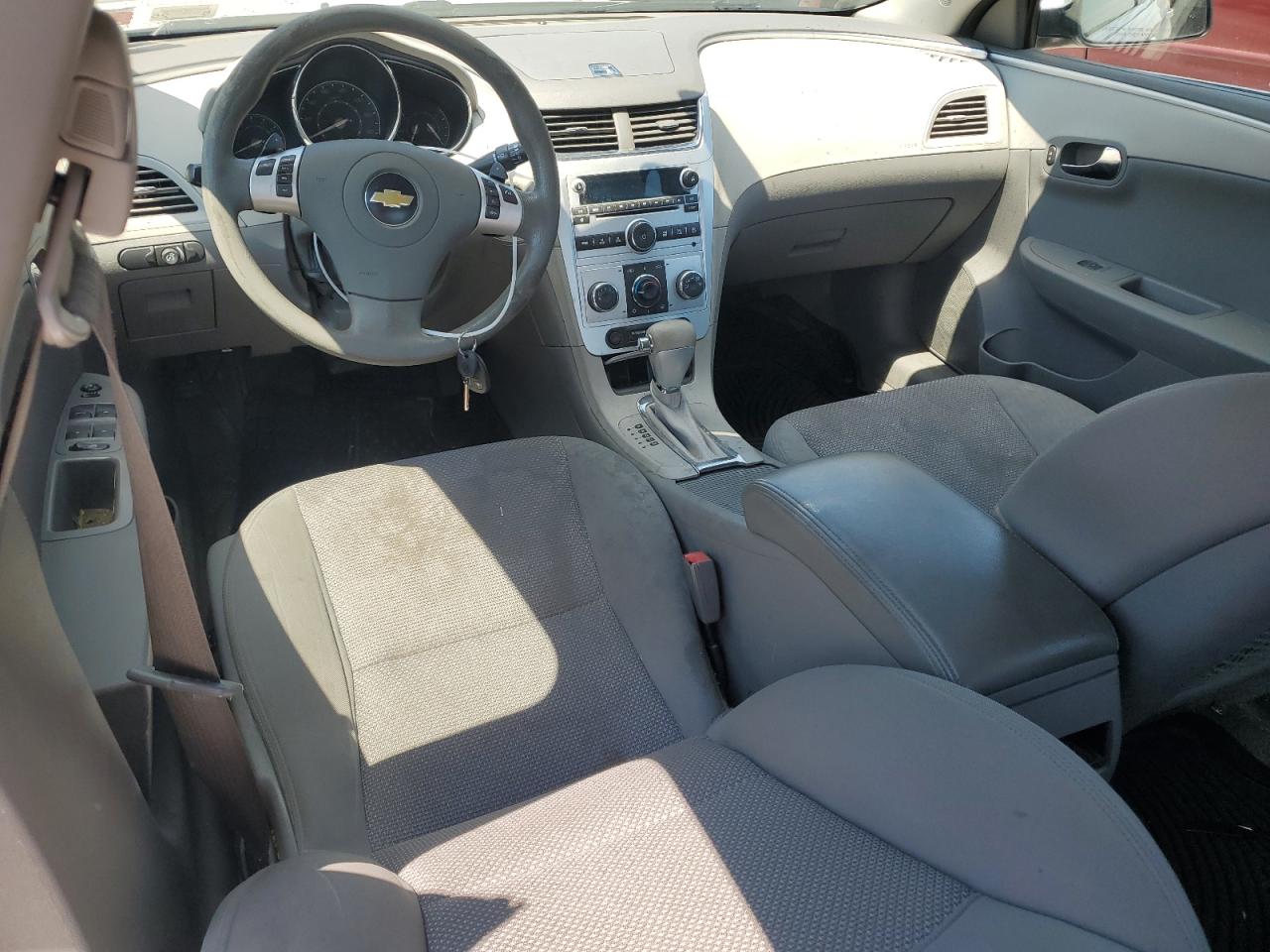 1G1ZC5E03AF256290 2010 Chevrolet Malibu 1Lt