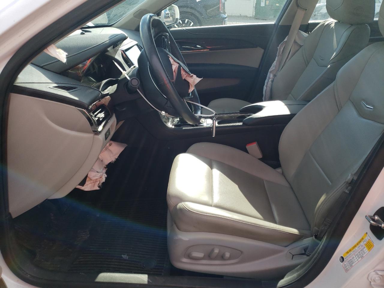 1G6AF5RX7J0183613 2018 Cadillac Ats Luxury