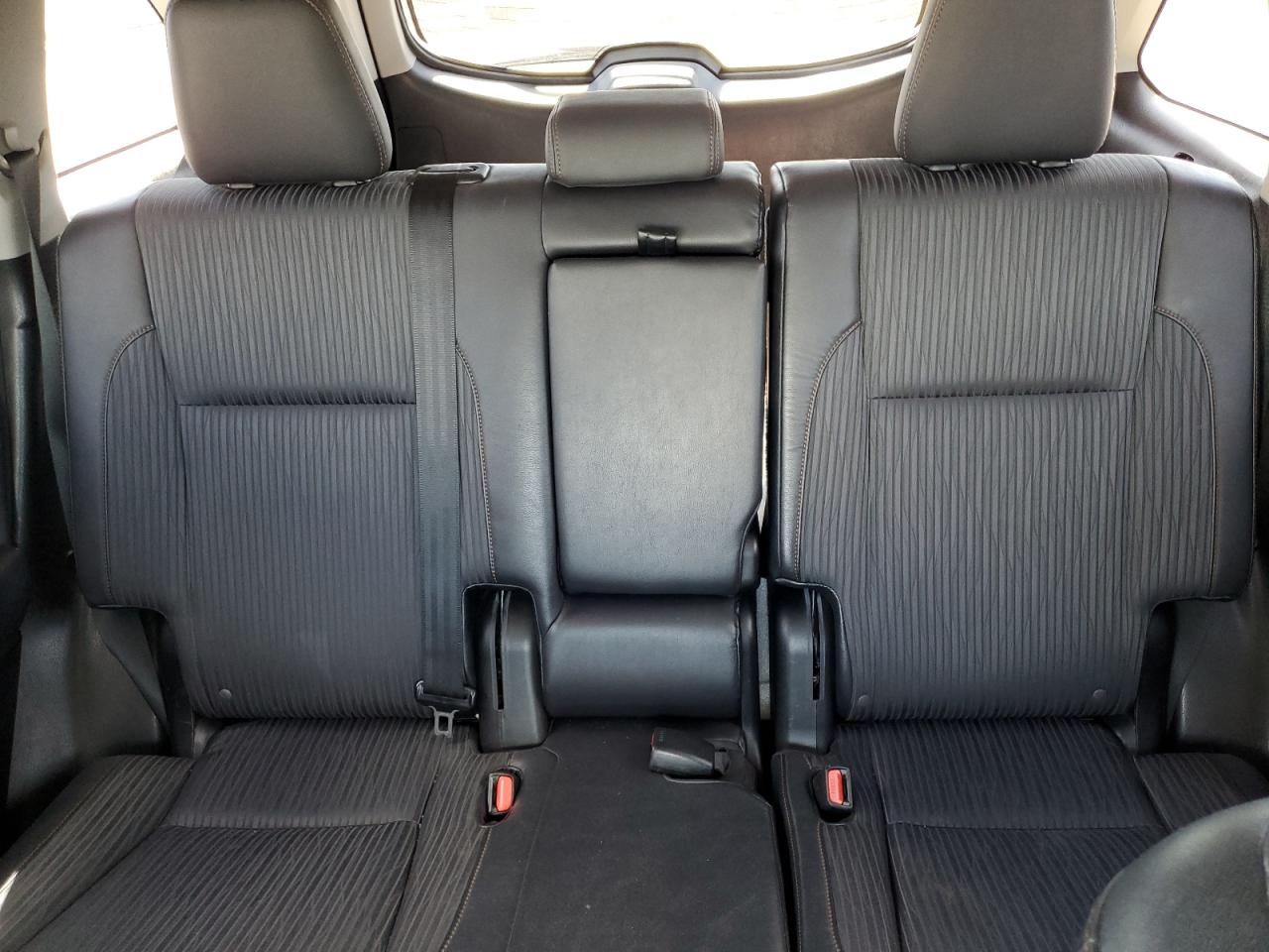 5TDZKRFH9ES011327 2014 Toyota Highlander Le