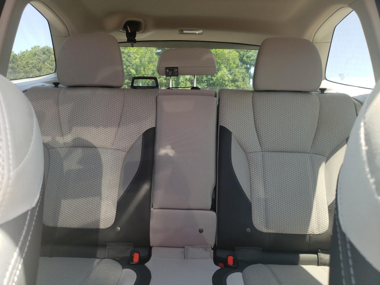 JF2SKAEC6KH410335 2019 Subaru Forester Premium