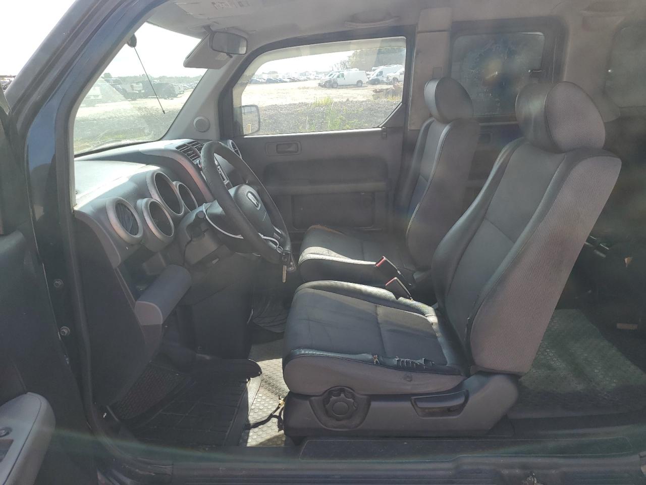 5J6YH18384L002819 2004 Honda Element Lx