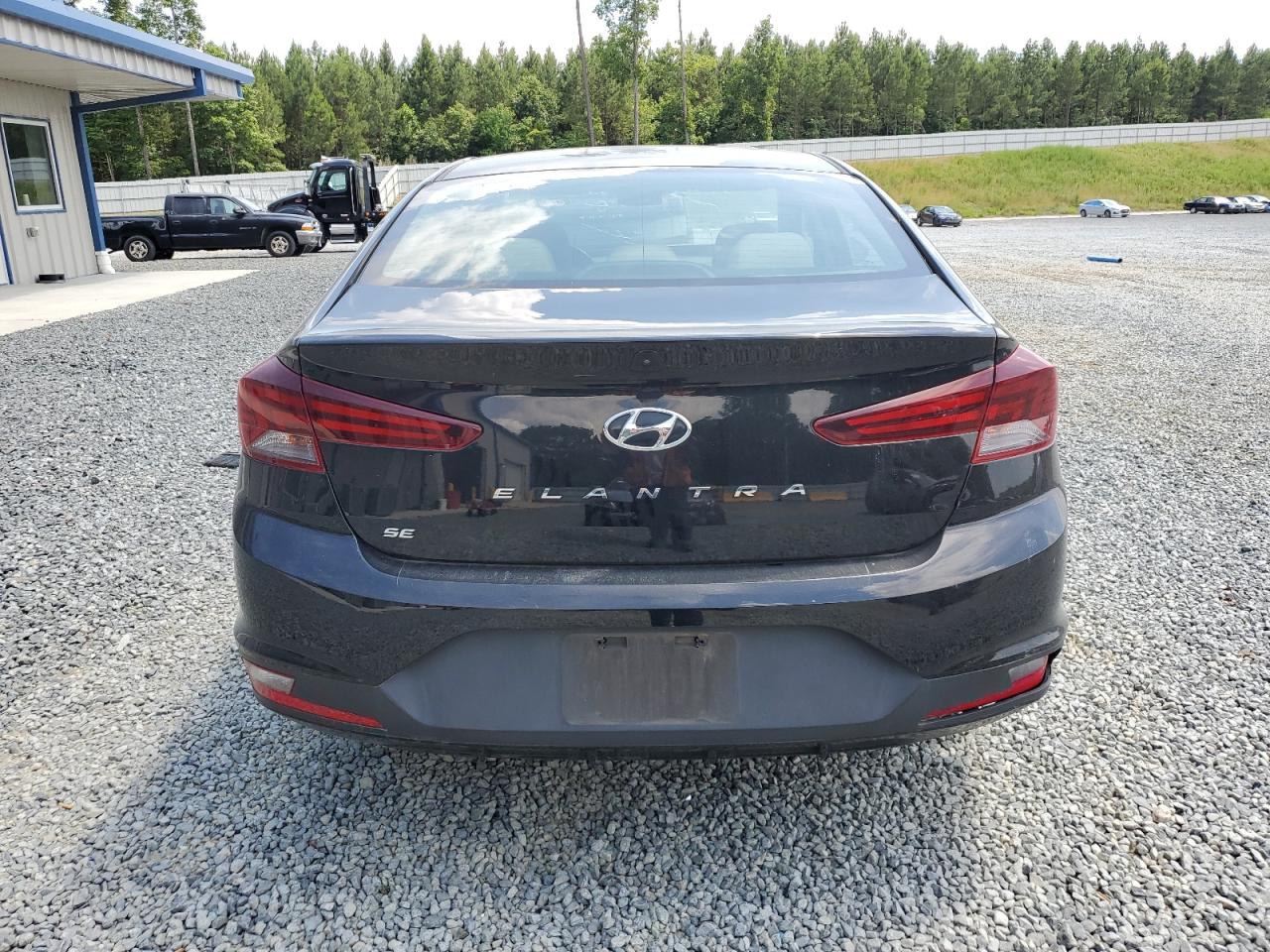 5NPD74LF3KH464667 2019 Hyundai Elantra Se