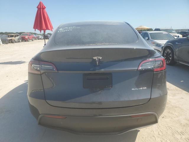 2024 Tesla Model Y VIN: 7SAYGDEE0RA242358 Lot: 57748234