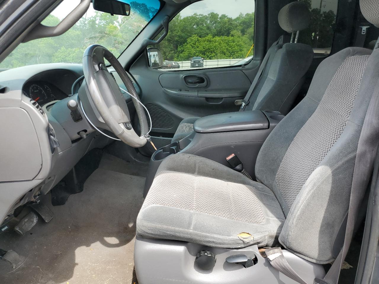 1FTRX17202NA11411 2002 Ford F150