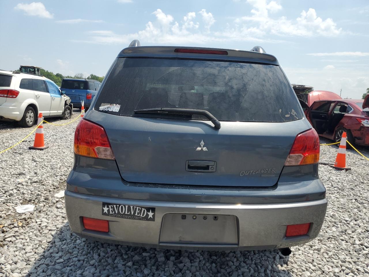 JA4LZ31F74U004028 2004 Mitsubishi Outlander Ls