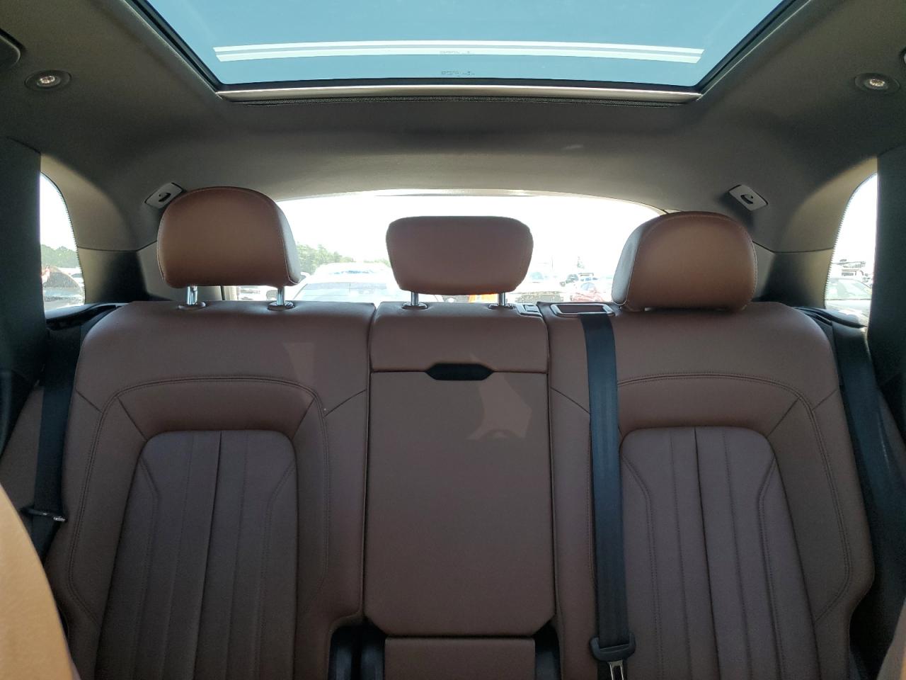 WA1BNAFY7L2098864 2020 Audi Q5 Premium Plus