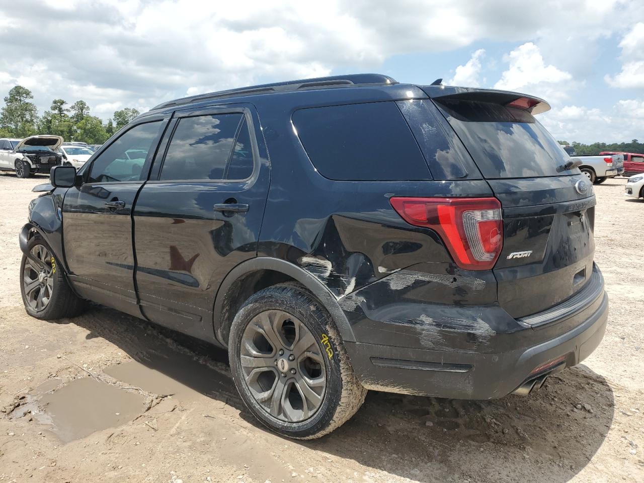 2018 Ford Explorer Sport vin: 1FM5K8GT8JGB60775