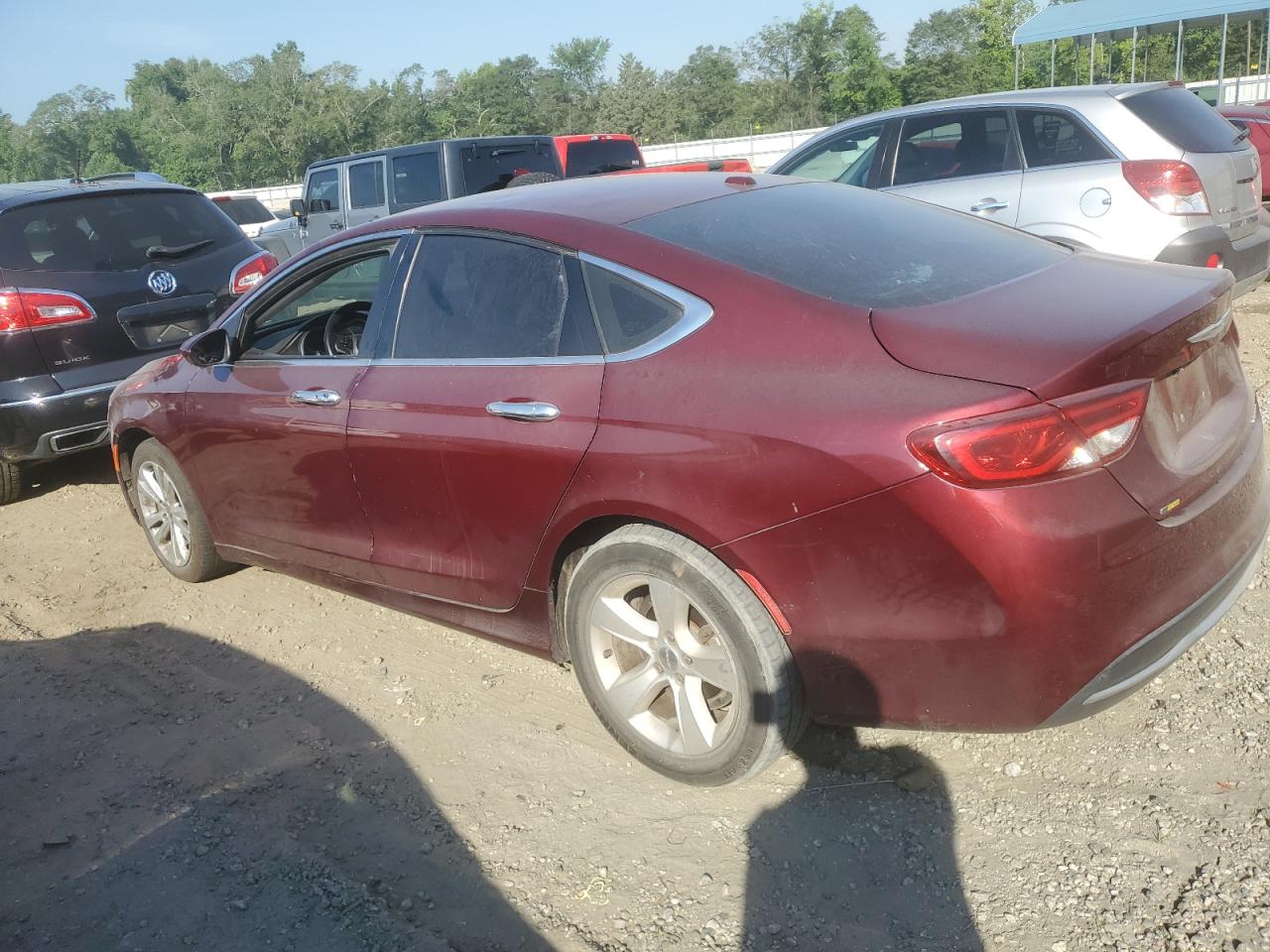 2015 Chrysler 200 Limited vin: 1C3CCCABXFN666689