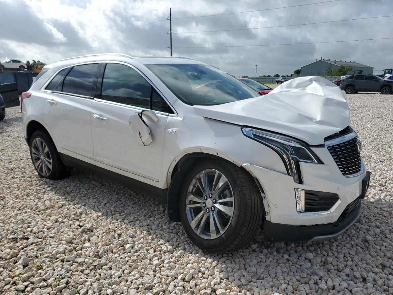 2024 Cadillac Xt5 Premium Luxury vin: 1GYKNCR46RZ743718