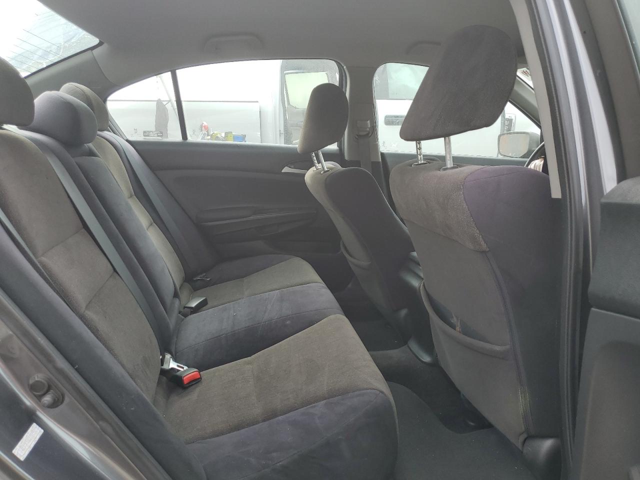 1HGCP2F44AA118726 2010 Honda Accord Lxp