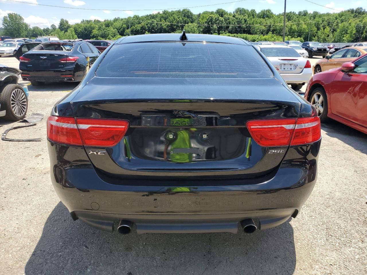 SAJAR4BG7HA976201 2017 Jaguar Xe