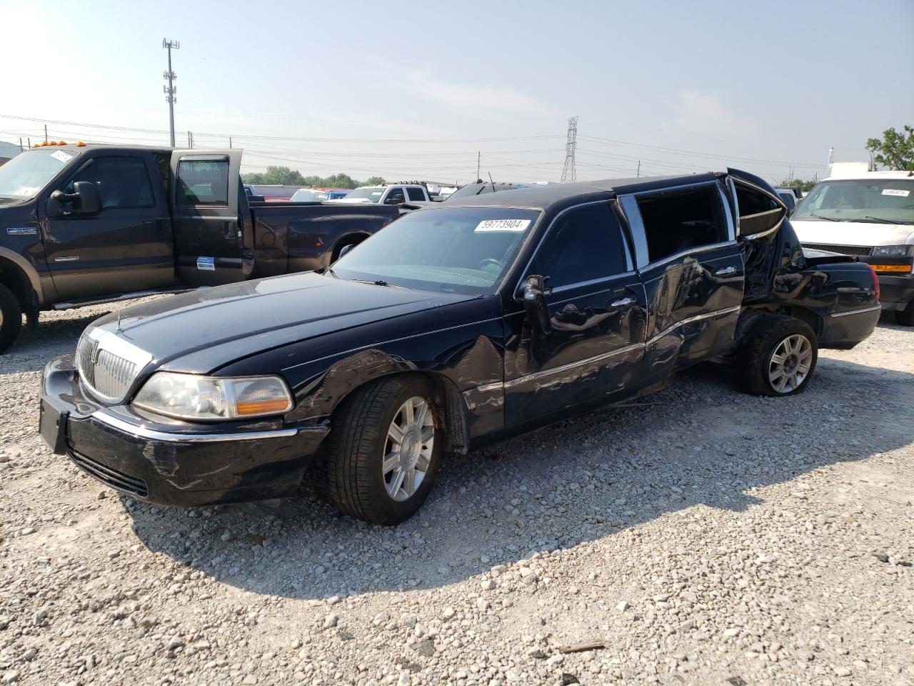 Lot #2955121794 2007 LINCOLN TOWN CAR E