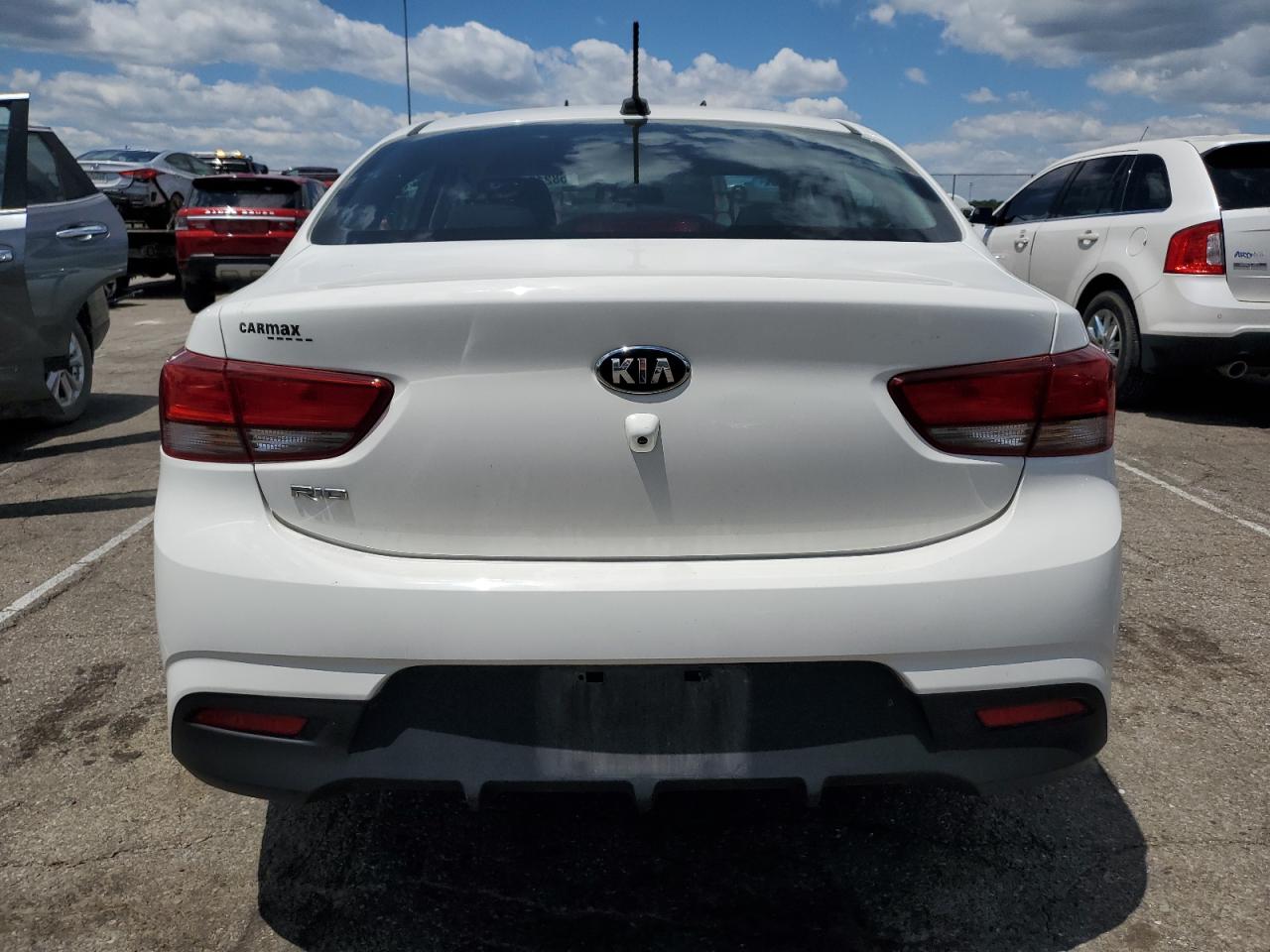 3KPA24AB7KE217240 2019 Kia Rio S