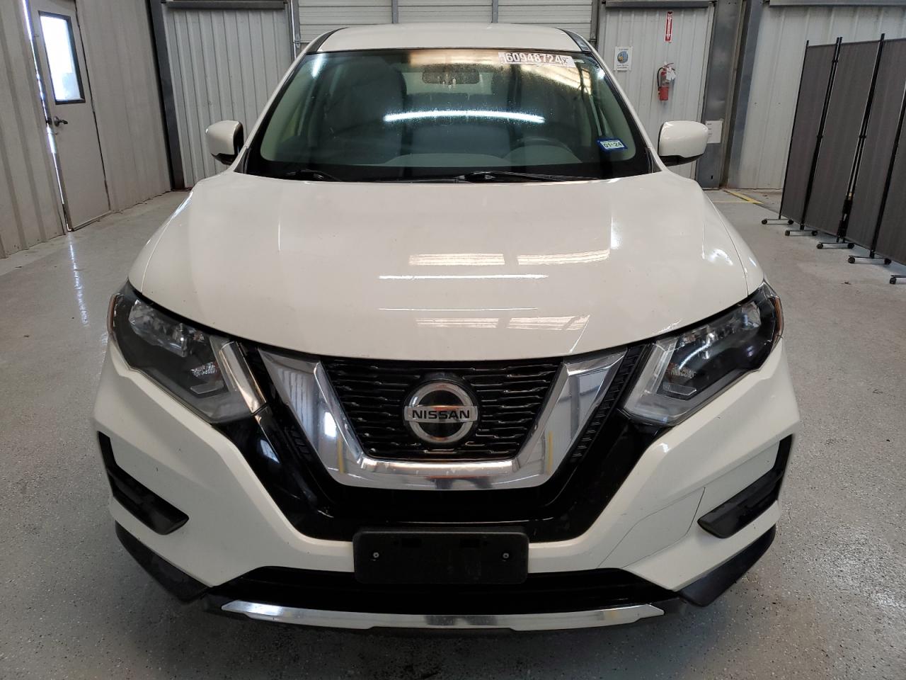 2018 Nissan Rogue S vin: 5N1AT2MT2JC775407