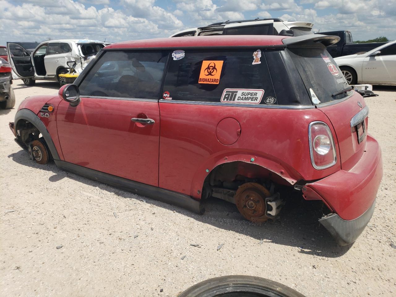 2012 Mini Cooper vin: WMWSU3C58CT543571