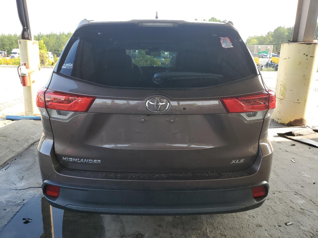 5TDKZRFH6KS322450 2019 Toyota Highlander Se