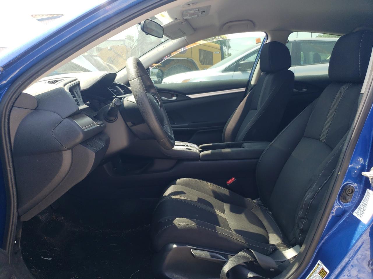 WAUKMAF40JN015905 2018 Audi A4 Premium