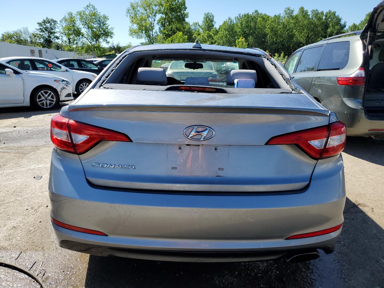 2016 Hyundai Sonata Se vin: 5NPE24AF1GH384877