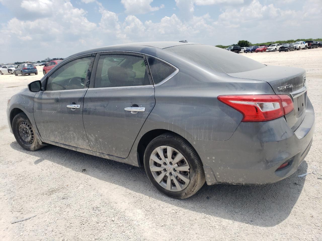 2016 Nissan Sentra S vin: 3N1AB7AP2GL660155