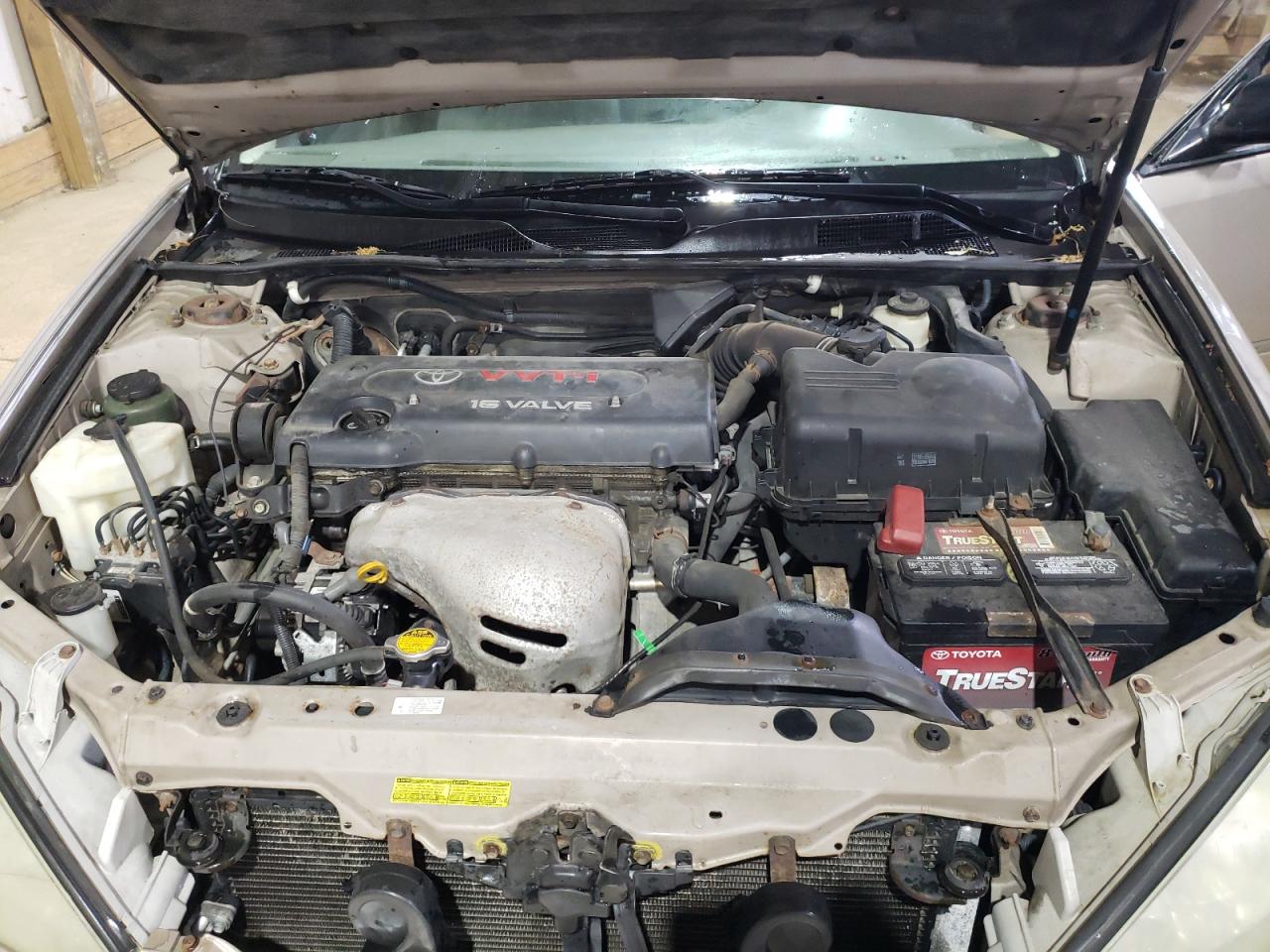 4T1BE32K45U943675 2005 Toyota Camry Le