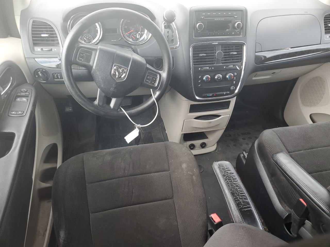 2C4RDGAG6CR180174 2012 Dodge Ram Van