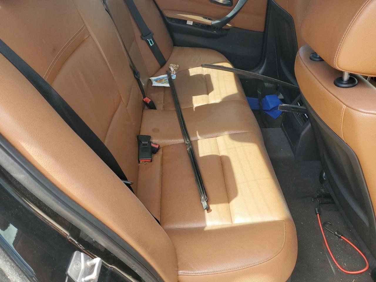 WBAPK7C55BA973295 2011 BMW 328 Xi