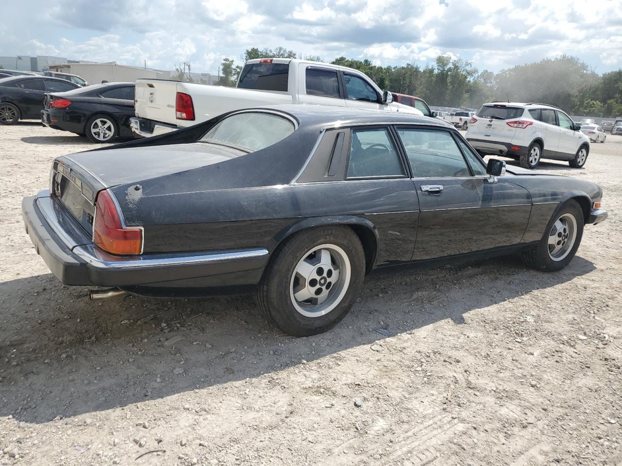 SAJNV5847FC123878 1985 Jaguar Xjs