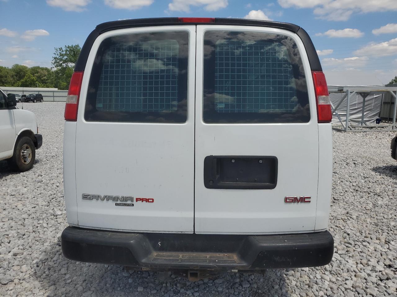 1GTW7FCF5F1235232 2015 GMC Savana G2500