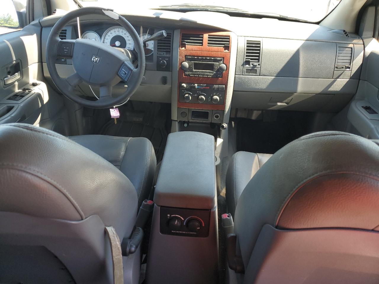 1D4HB48N95F549739 2005 Dodge Durango Slt