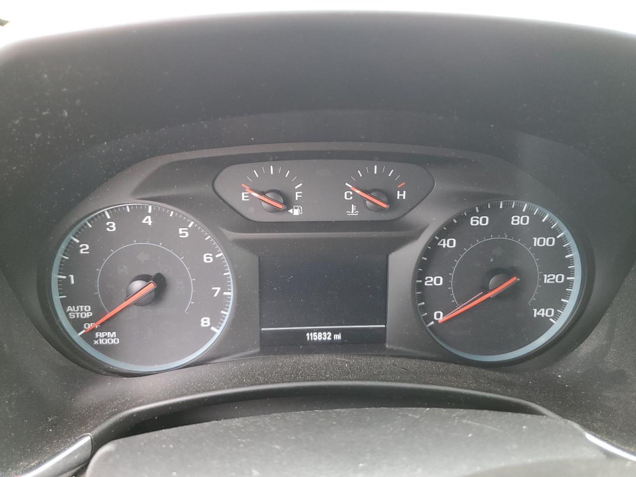 3GNAXJEV8JS545827 2018 Chevrolet Equinox Lt