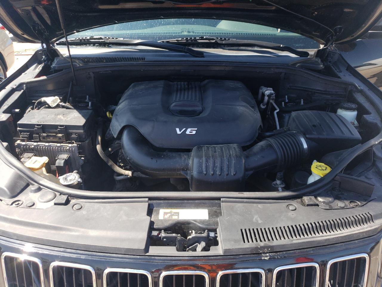 1C4RJFAG6EC333389 2014 Jeep Grand Cherokee Laredo