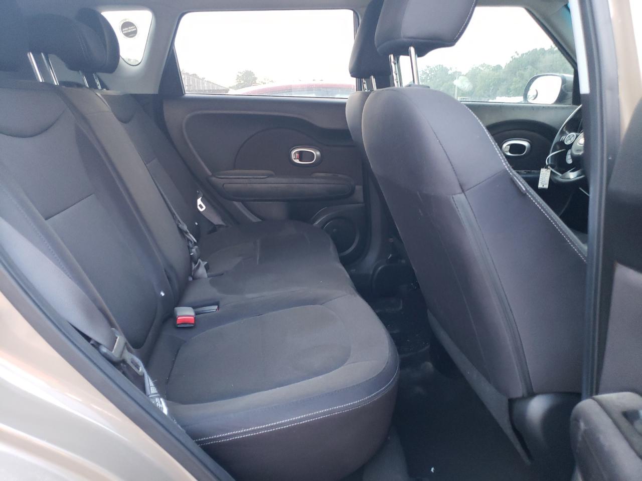 KNDJN2A21F7218773 2015 Kia Soul