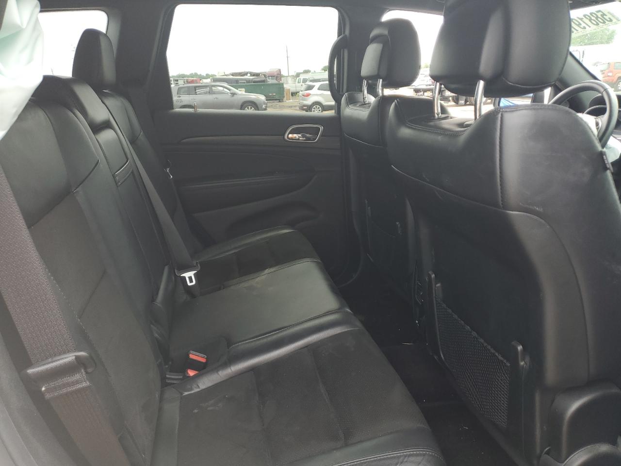 1C4RJFAG6KC591827 2019 Jeep Grand Cherokee Laredo