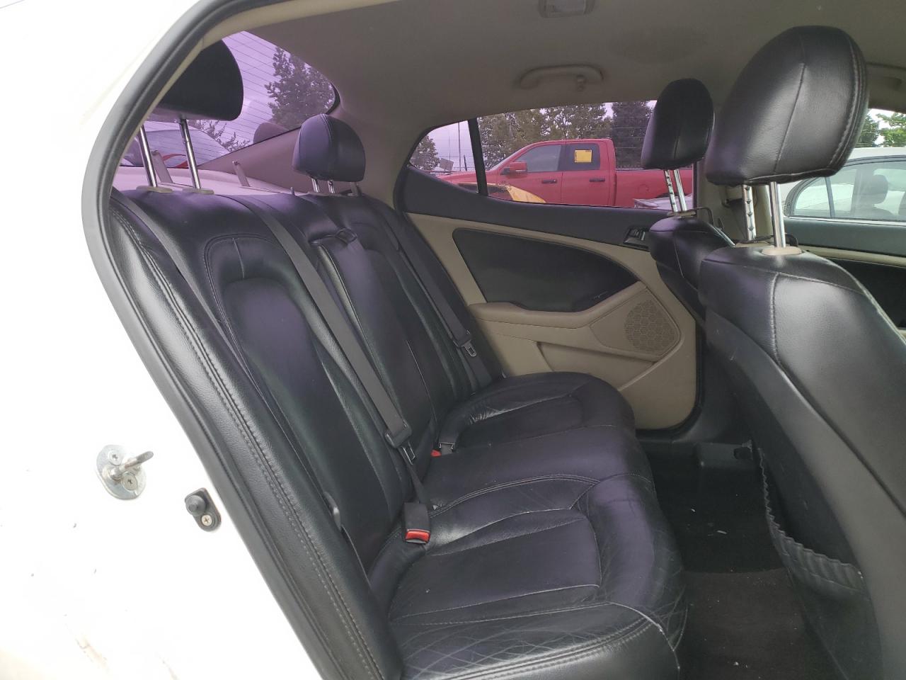 KNAGM4A77B5064738 2011 Kia Optima Lx