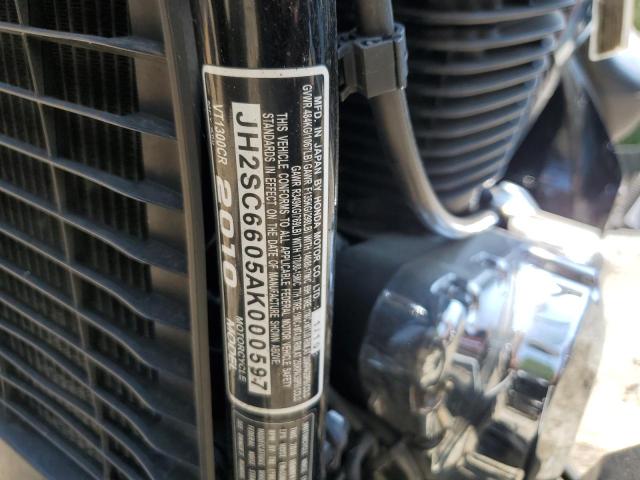 2010 HONDA VT1300 CR - JH2SC6605AK000597