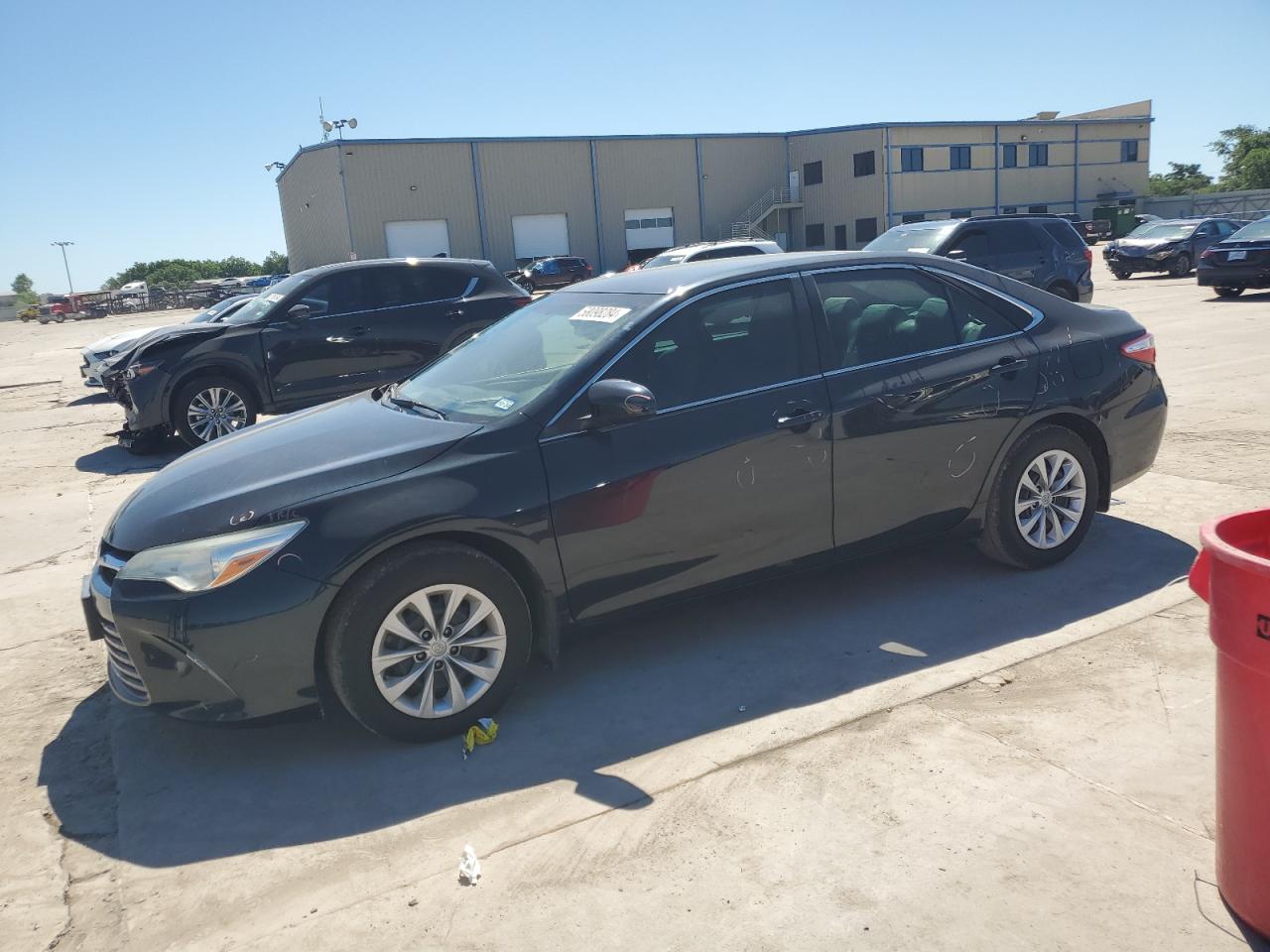 2016 Toyota Camry Le vin: 4T4BF1FK9GR533166