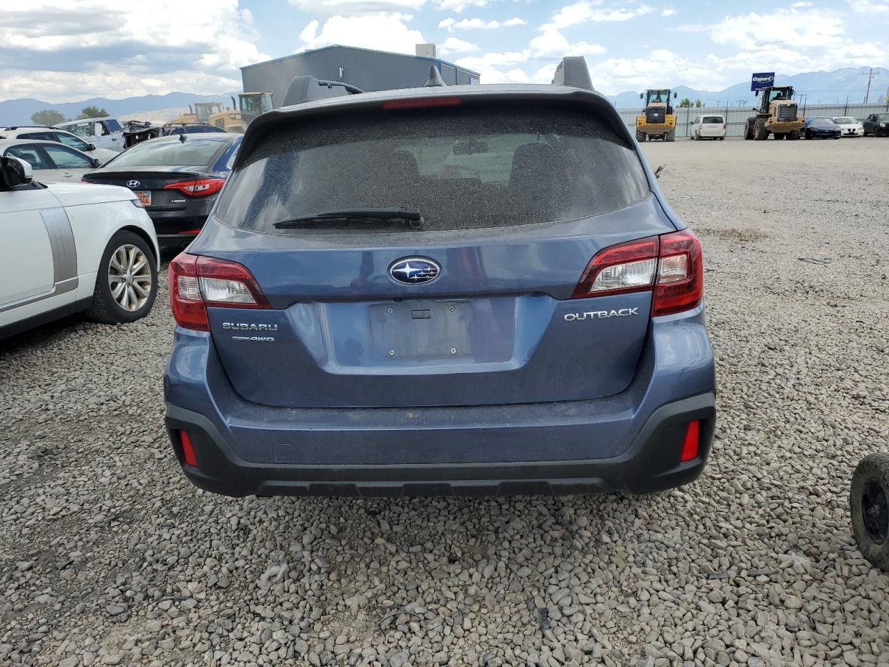 4S4BSACC2J3237437 2018 Subaru Outback 2.5I Premium