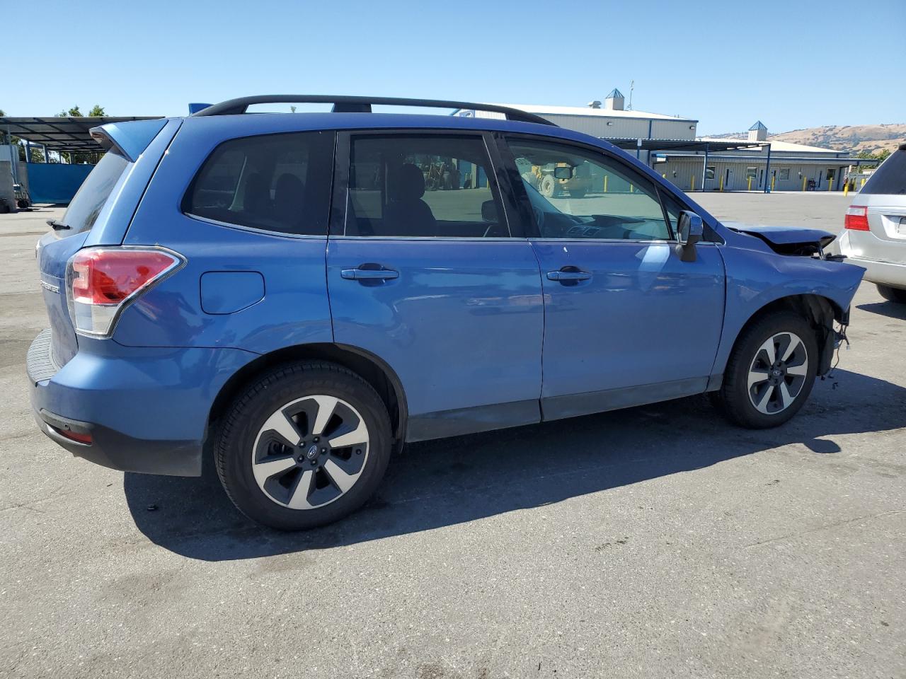 2018 Subaru Forester 2.5I Limited vin: JF2SJARC8JH603579