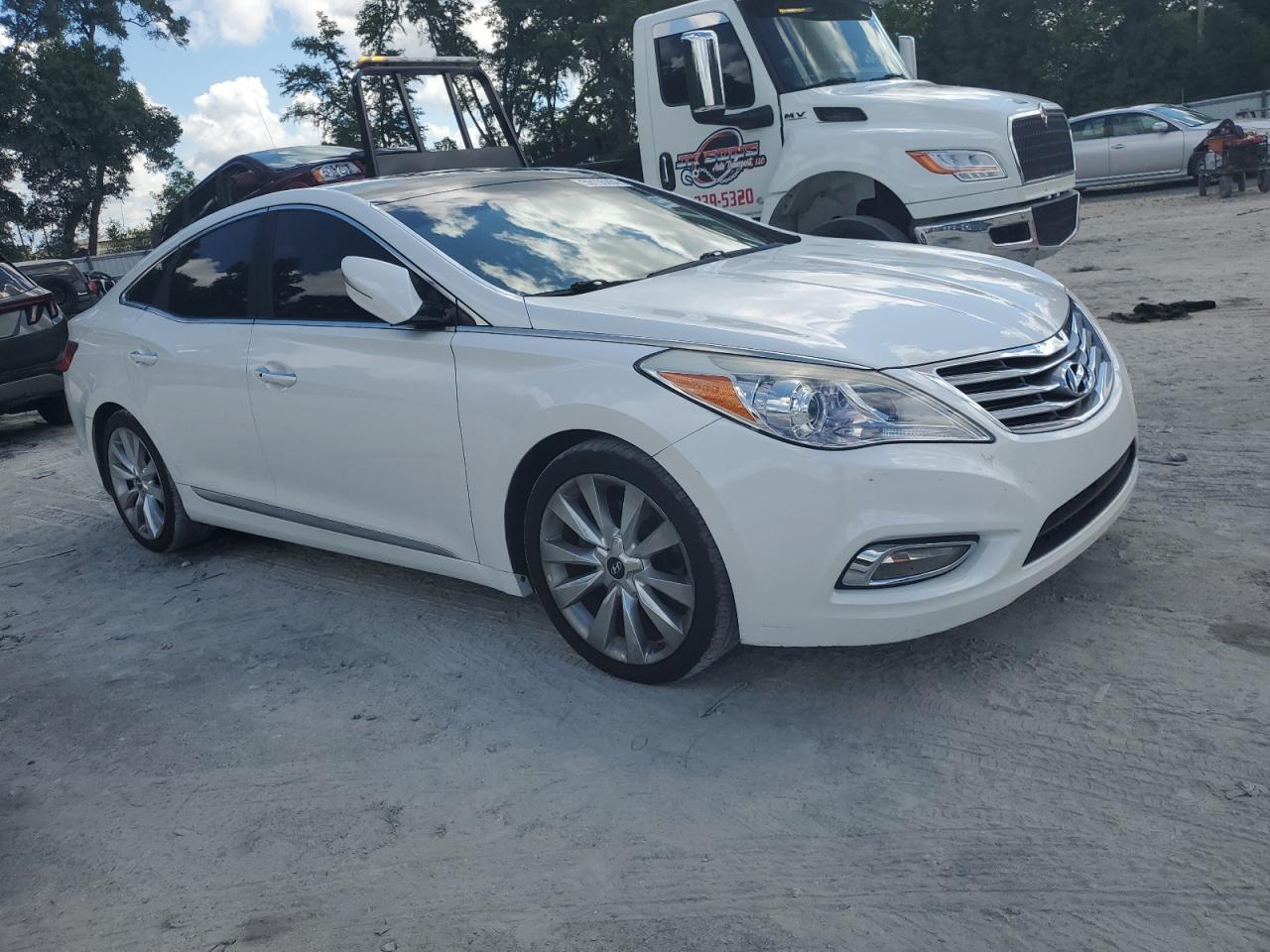 KMHFH4JG2DA296981 2013 Hyundai Azera Gls