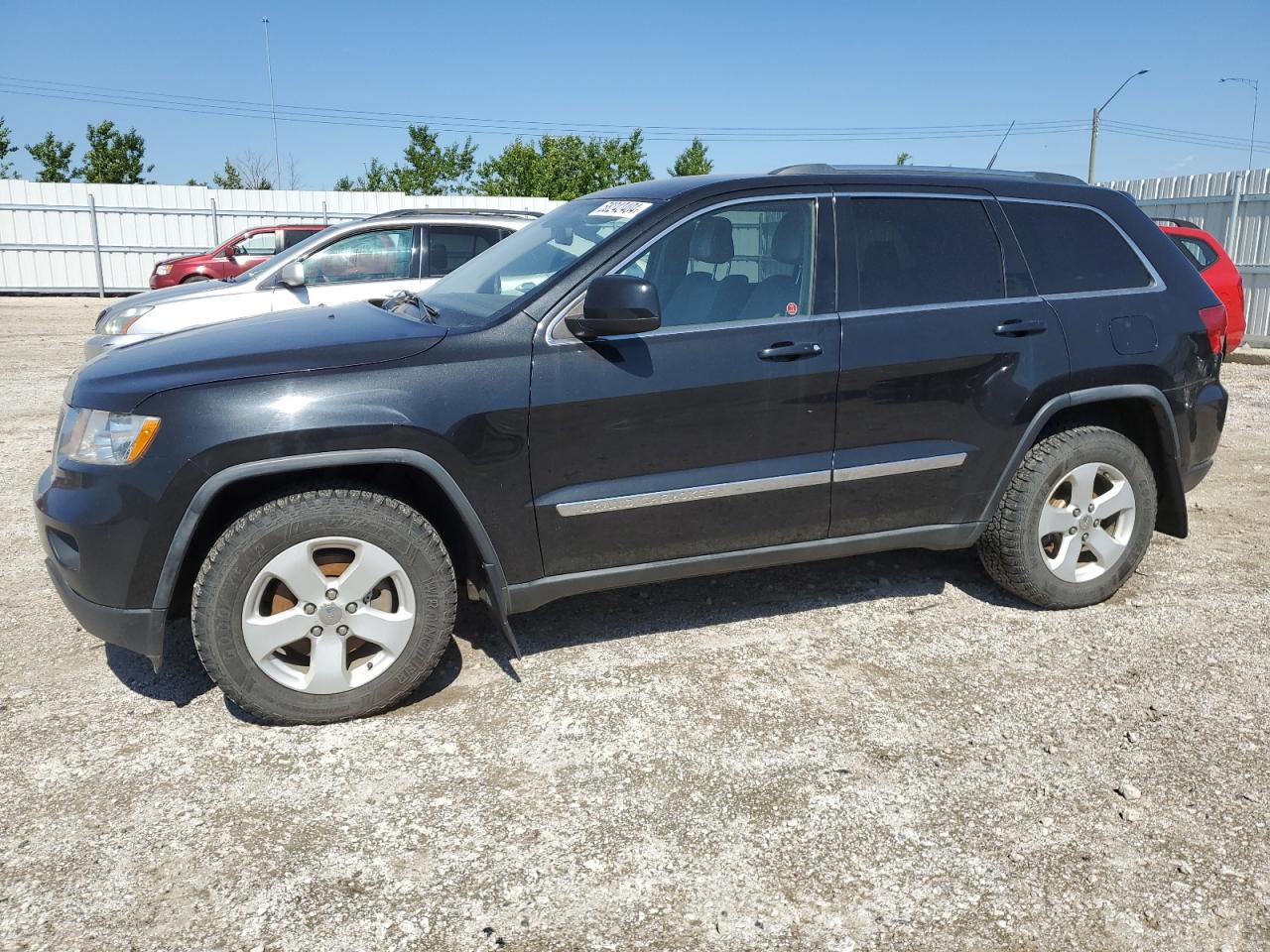 1J4RR4GGXBC532665 2011 Jeep Grand Cherokee Laredo