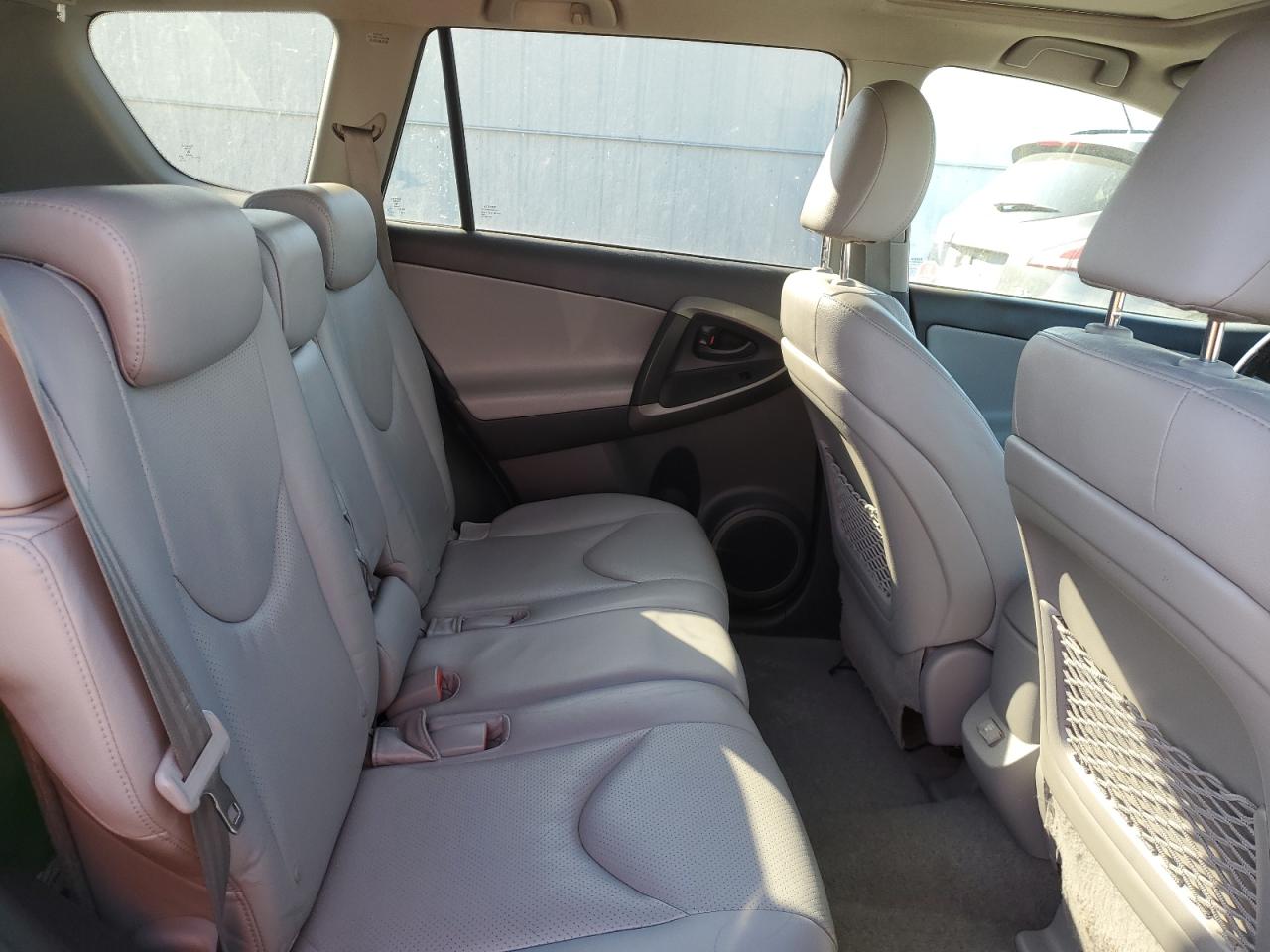 2T3DK4DV4BW038631 2011 Toyota Rav4 Limited