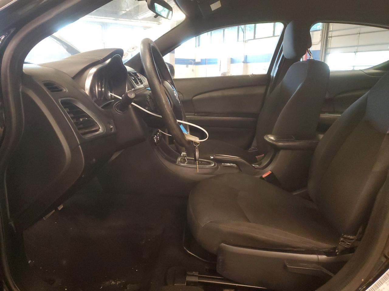 1C3CDZAB2EN165438 2014 Dodge Avenger Se