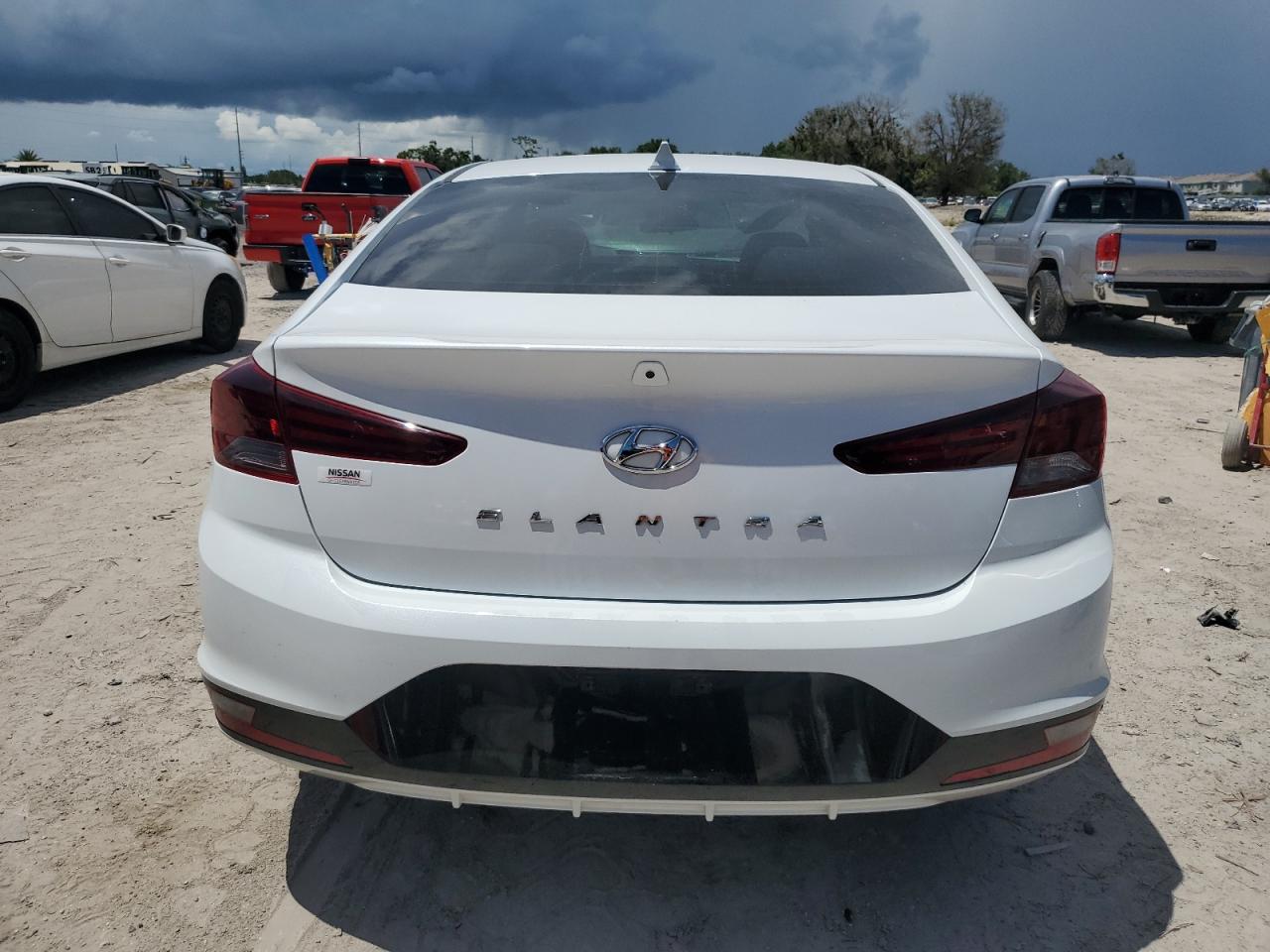 5NPD84LF6KH476082 2019 Hyundai Elantra Sel