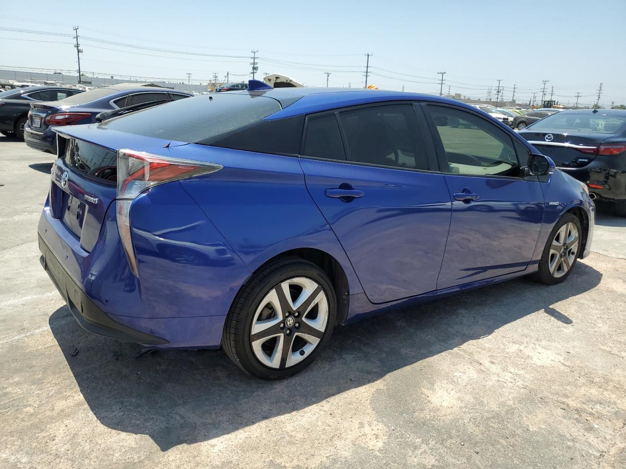 2017 Toyota Prius vin: JTDKARFU6H3054207